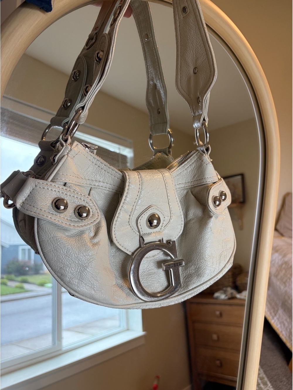 Y2K vintage Guess shoulder bag